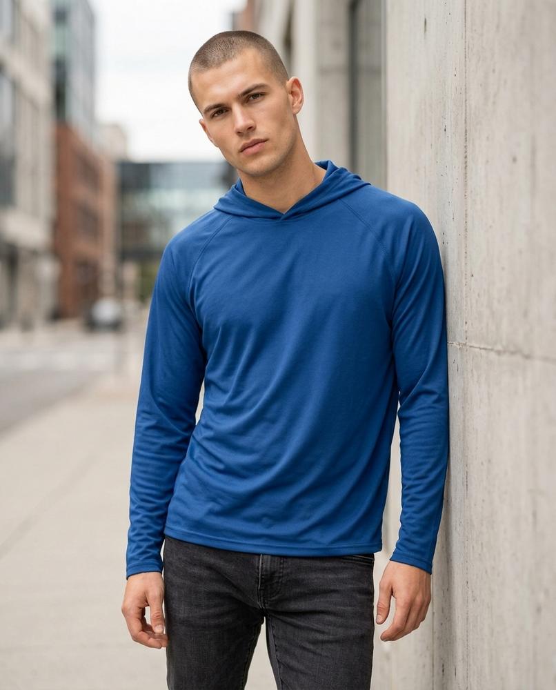 Zumieze - Miron | Lightweight Long-Sleeved Hoodie Men