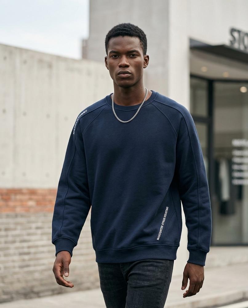 Zumieze - Sevel | Raglan-Sleeve Crewneck Sweatshirt Men