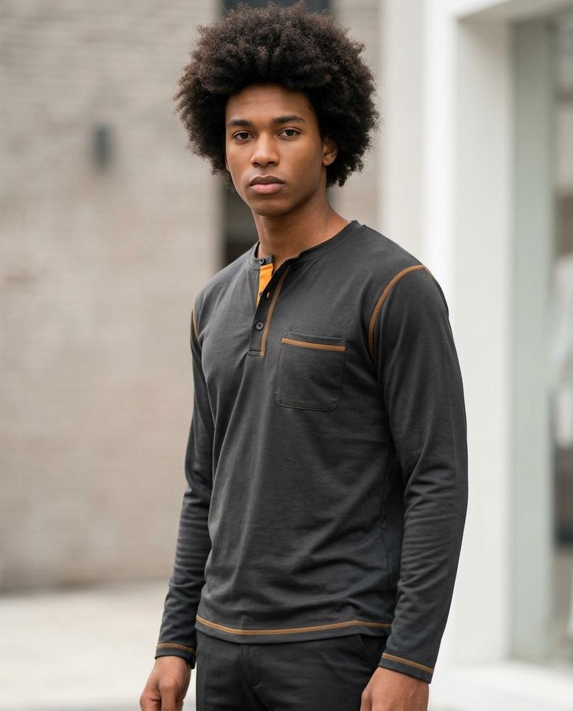 Zumieze - Zaron | Long-Sleeved Contrast-Stitch T-Shirt Men