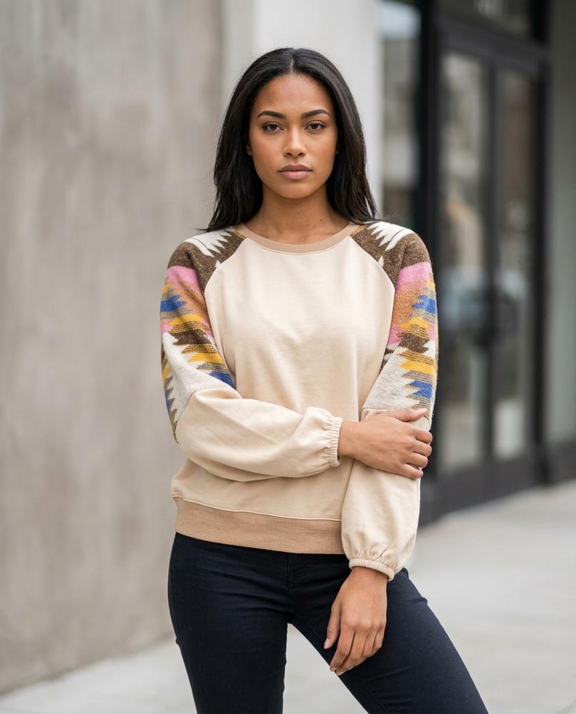 Zumieze - Kanor | Color-Block Patterned Sleeve Sweatshirt Women
