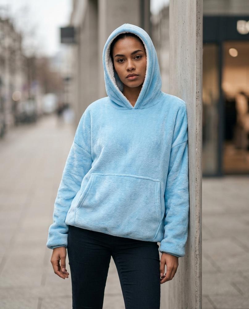Zumieze - Dasen | Oversized Plush Hoodie Women