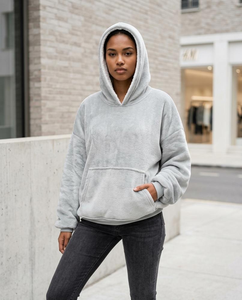 Zumieze - Dasen | Oversized Plush Hoodie Women