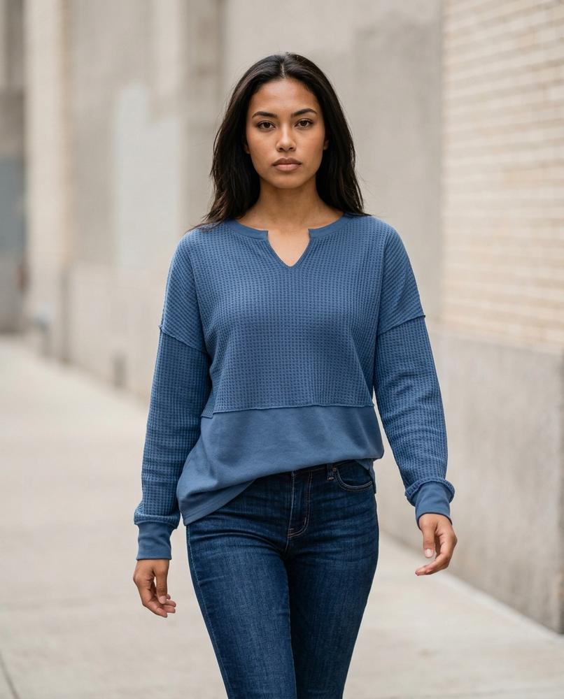 Zumieze - Dakar | Waffle-Knit Notched Neck Sweater Women