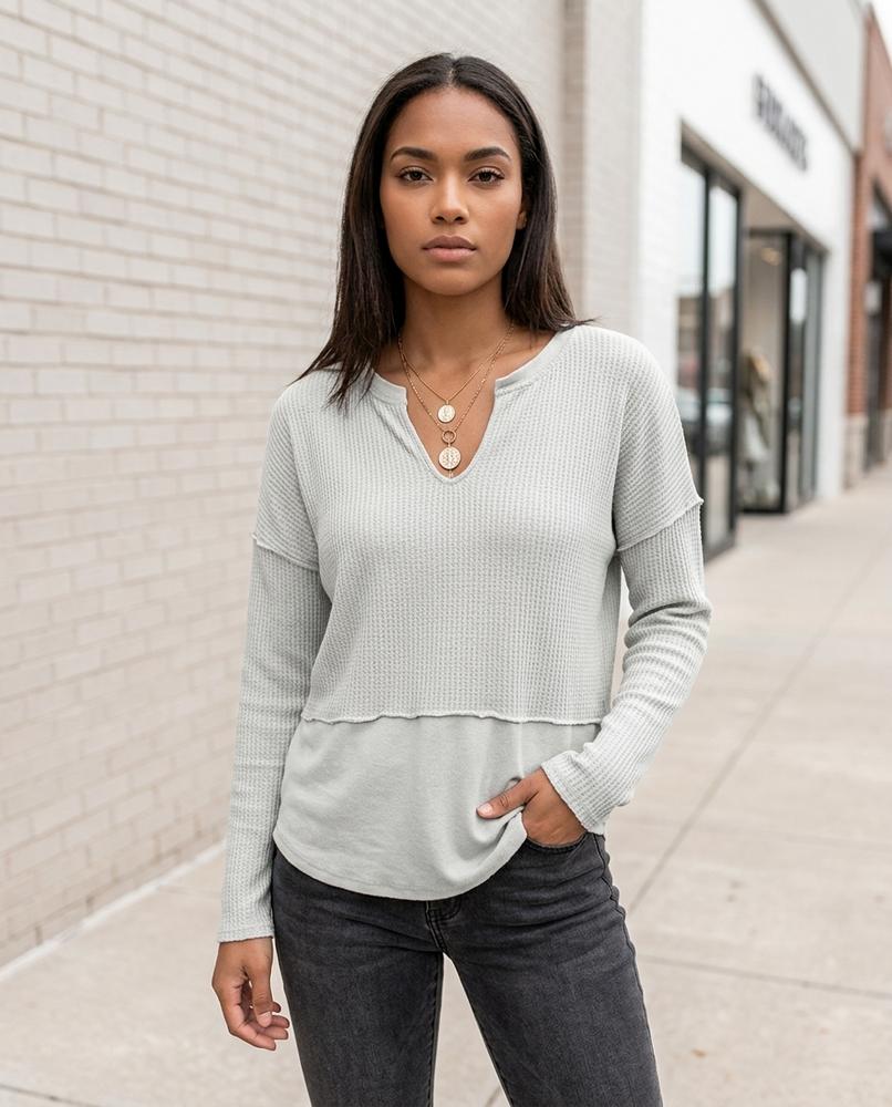 Zumieze - Dakar | Waffle-Knit Notched Neck Sweater Women