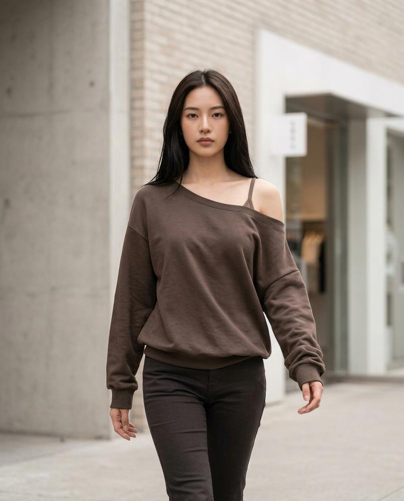 Zumieze - Yomin | Off-Shoulder Relaxed Fit Sweatshirt Women