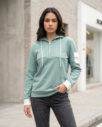 Zumieze - Veven | Quarter-Zip Contrast-Pocket Hoodie Women