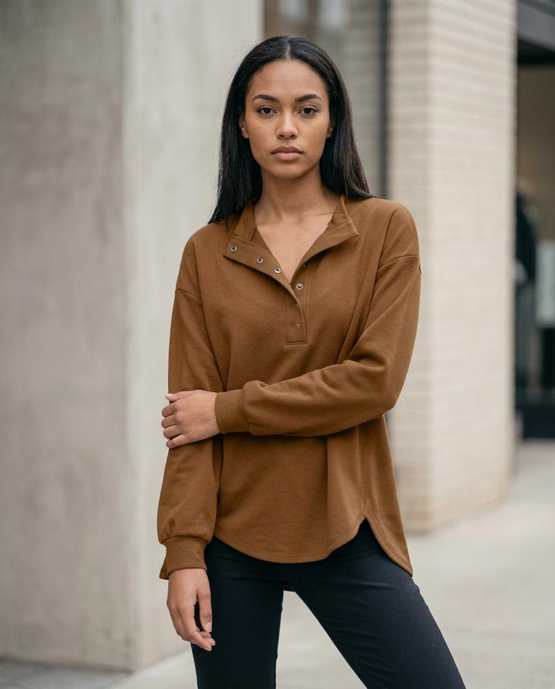 Zumieze - Tilen | High-Collar Button-Placket Sweatshirt Women