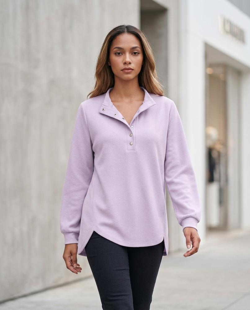 Zumieze - Tilen | High-Collar Button-Placket Sweatshirt Women