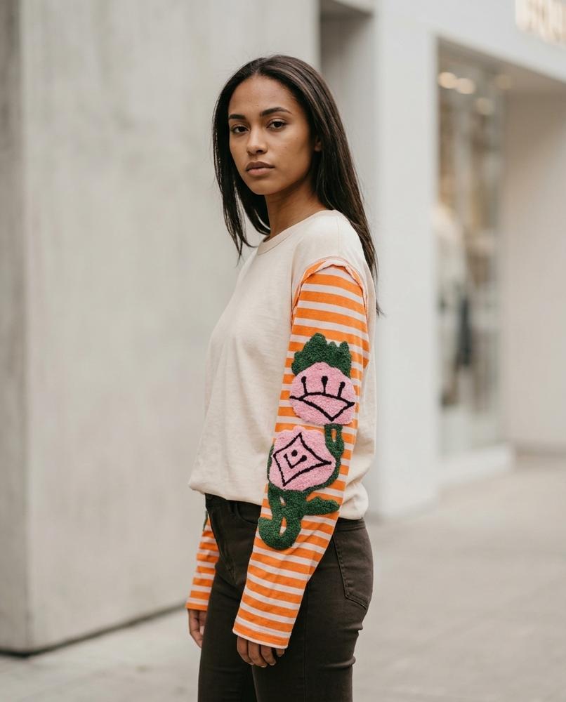 Zumieze - Yolen | Appliquéd Striped-Sleeve Sweater Women