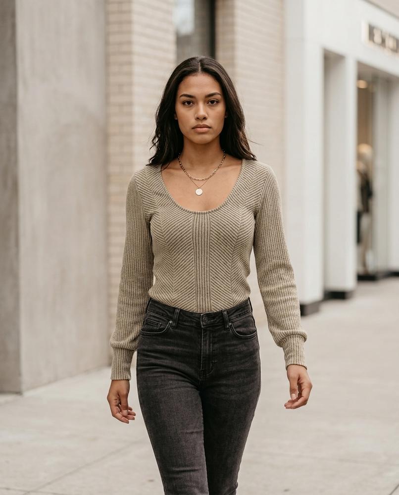 Zumieze - Tisil | Ribbed Fitted Sweater Women