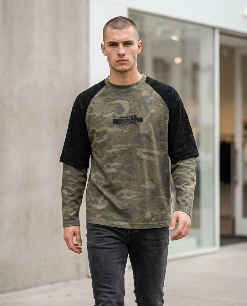Zumieze - Noran | Layered-Look Camouflage-Patterned T-Shirt Unisex