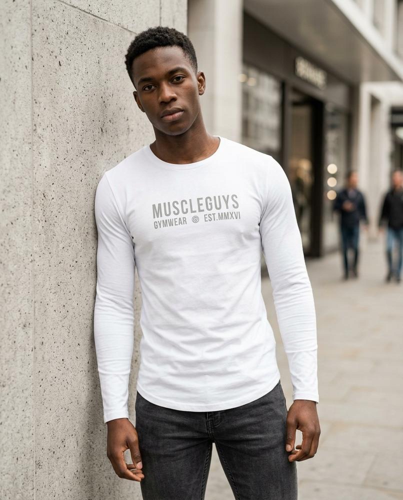 Zumieze - Arron | Slim Fit Long-Sleeved T-Shirt Men