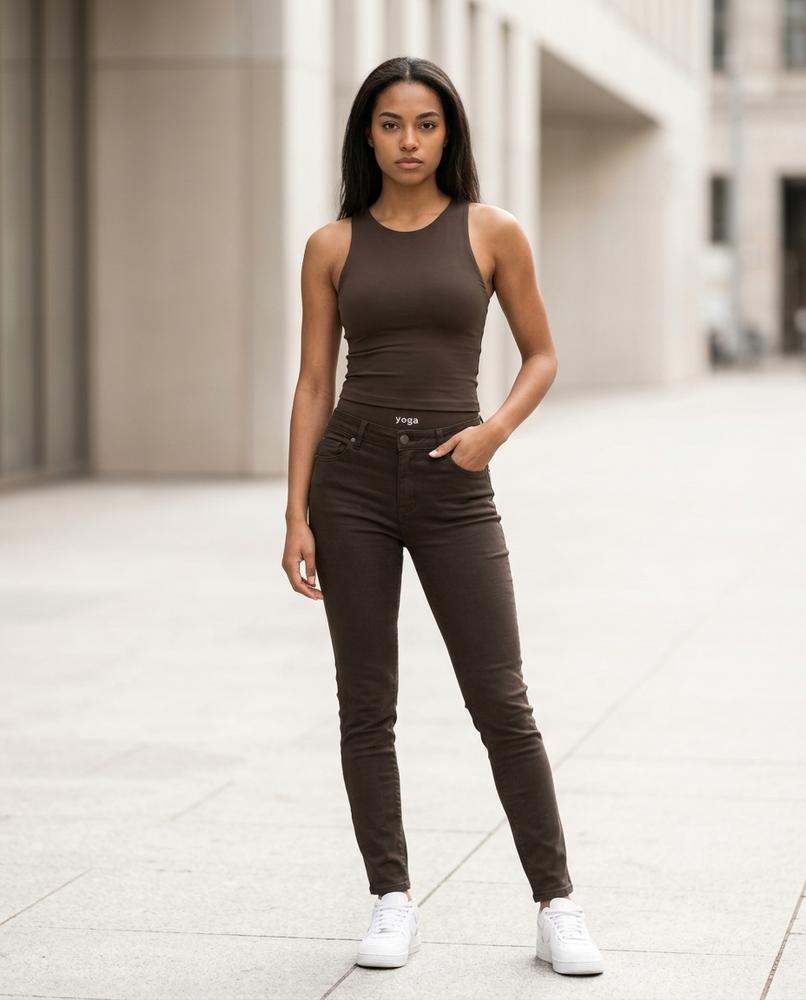 Zumieze - Verev | High-Waisted Slim-Fit Pants Women