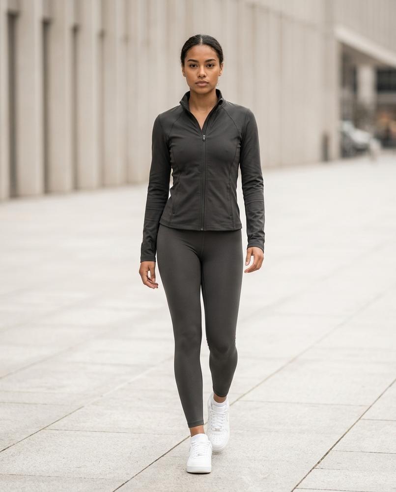 Zumieze - Verev | High-Waisted Slim-Fit Pants Women